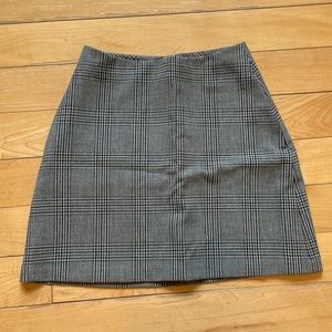 Aritzia Wilfred Checkered Skirt